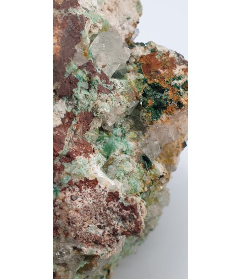 Azouromalahite complex in Gaititis