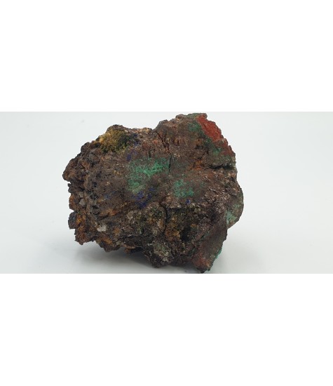 Complex of Azuromalachite with Calcite in Gaitite