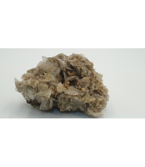 White Variti Complex