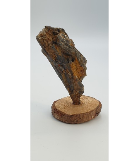 Black Cyanite crystal