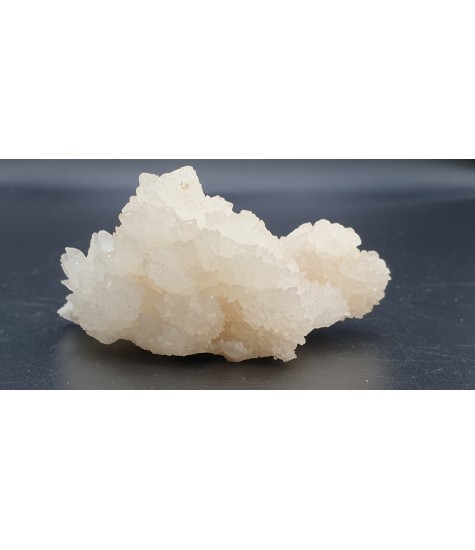 Complex of white Aragonite