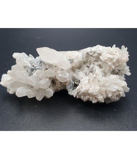 Quartz complex with Galenite and Sidiropyrite