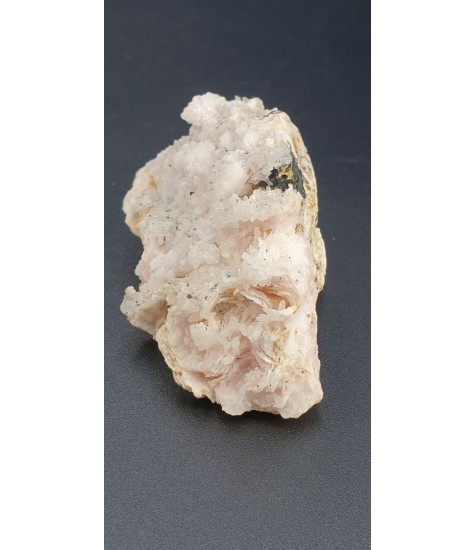 Rhodochrosite complex with Quartz, Calcite and Sfalerite complex