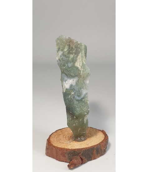 Agate of Moss on a base
