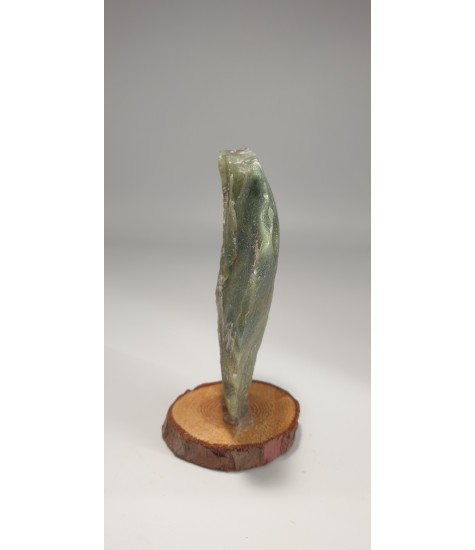 Agate of Moss on a base