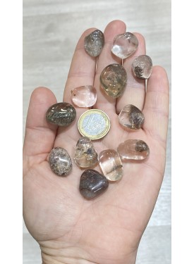 Quartz pebbles with Ghetite...
