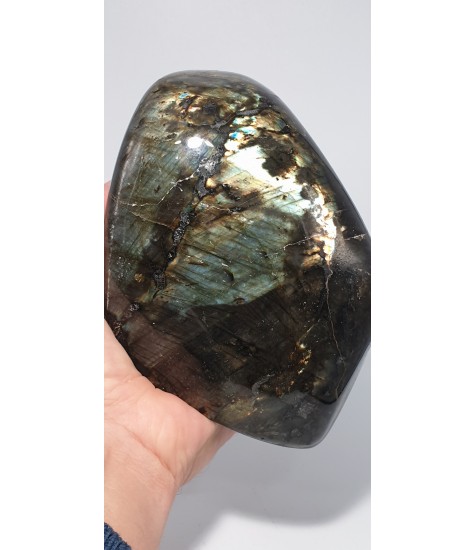 Λειασμένο κομμάτι Σπεκτρόλιθου