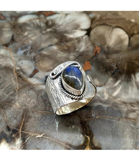 Ασημένιο 925 ανοιγόμενο δαχτυλίδι με Λαβραδορίτη.