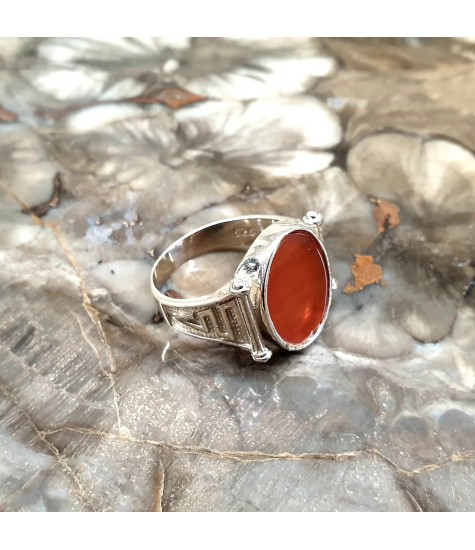 Ασημένιο 925 ανδρικό δαχτυλίδι με Καρνεόλη.