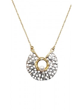 Χειροποίητο ασημένιο κολιέ με μαργαριτάρι και διάτρητο μοτίφ