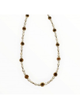 Μαργαριταρια, αιματιτες και Μάτι τίγρης.