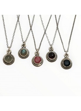 Λαβραδοριτης,  Ακουαμαρίνα,  Τουρμαλίνη, Γρανάτης, ριζα ρουμπινιου. 10mm × 9mm