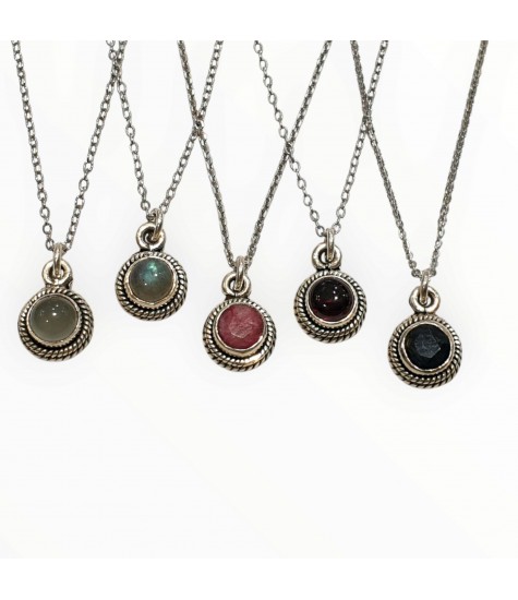 Λαβραδοριτης,  Ακουαμαρίνα,  Τουρμαλίνη, Γρανάτης, ριζα ρουμπινιου. 10mm × 9mm