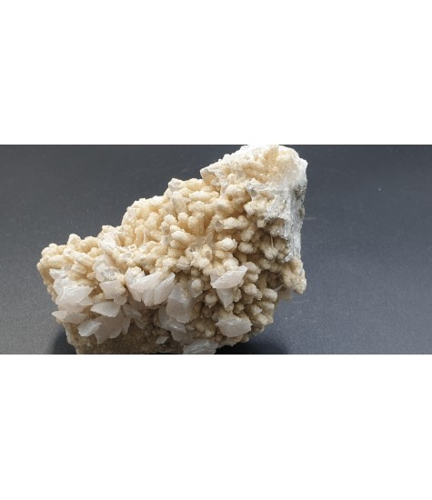 Calcite complex with Quartz and Sidiropyrite
